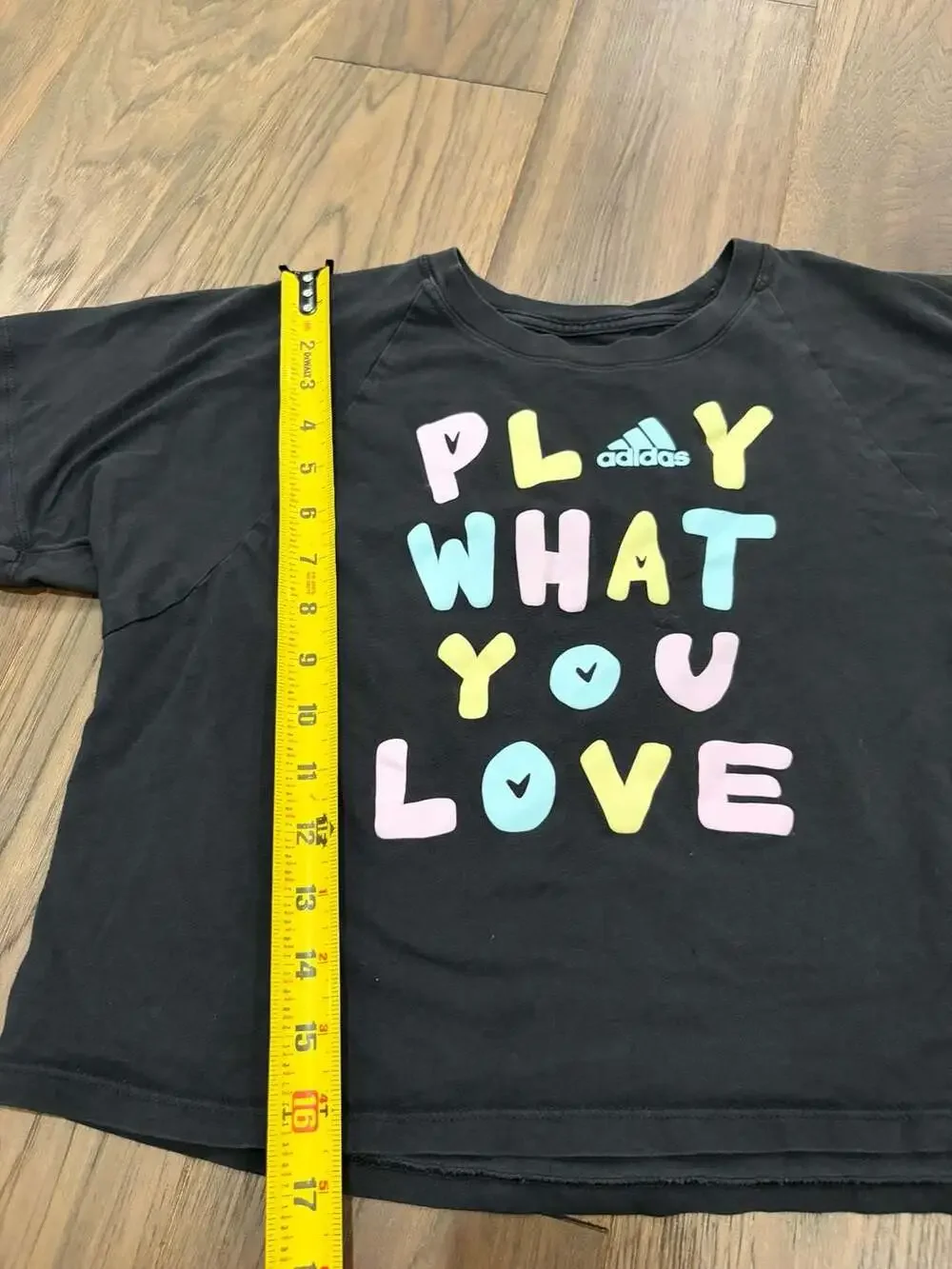 Adidas Girls Play What You Love Graphic Loose Fit Crop T-Shirt Black Size 7/8 S